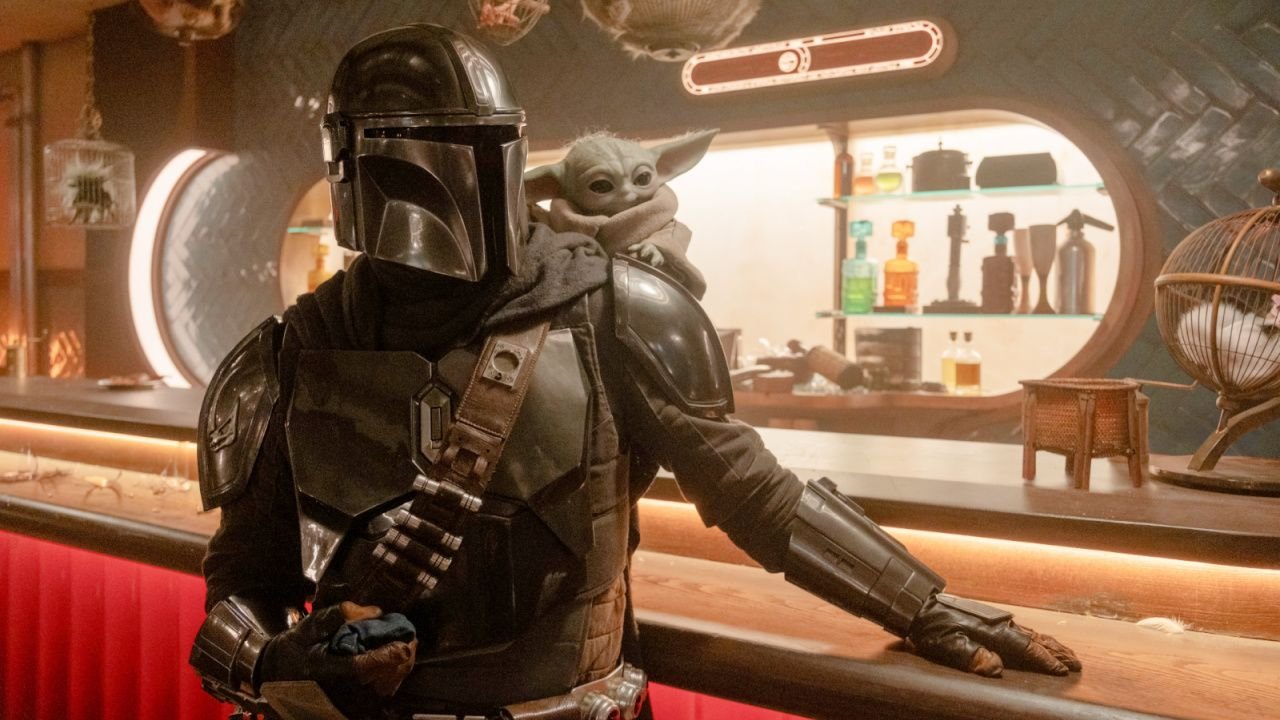 (L to R) Mandalorian (Pedro Pascal) and Grogu in Lucasfilm's 'The Mandalorian and Grogu'. Photo by Nicola Goode. © 2025 Lucasfilm Ltd™. All Rights Reserved.