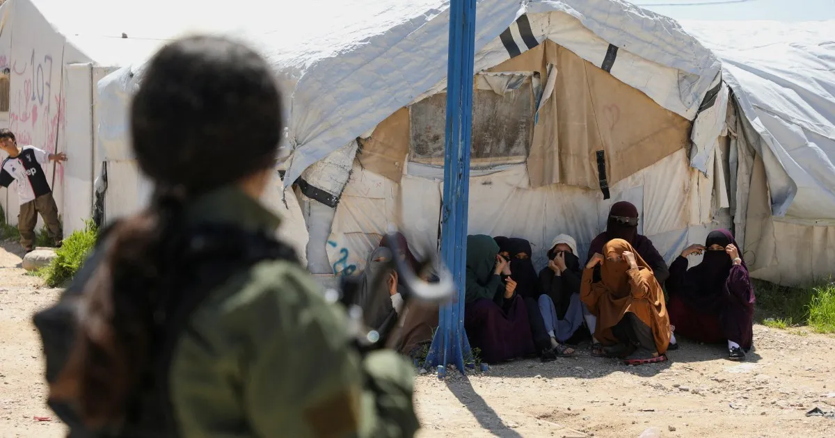 Group of women and children with alleged ISIL ties returns to Australia | ISIL/ISIS News | ACTPnews
