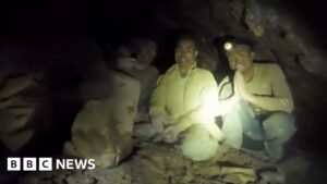 Moment rescuers find five men trapped in Laos cave | ACTPnews