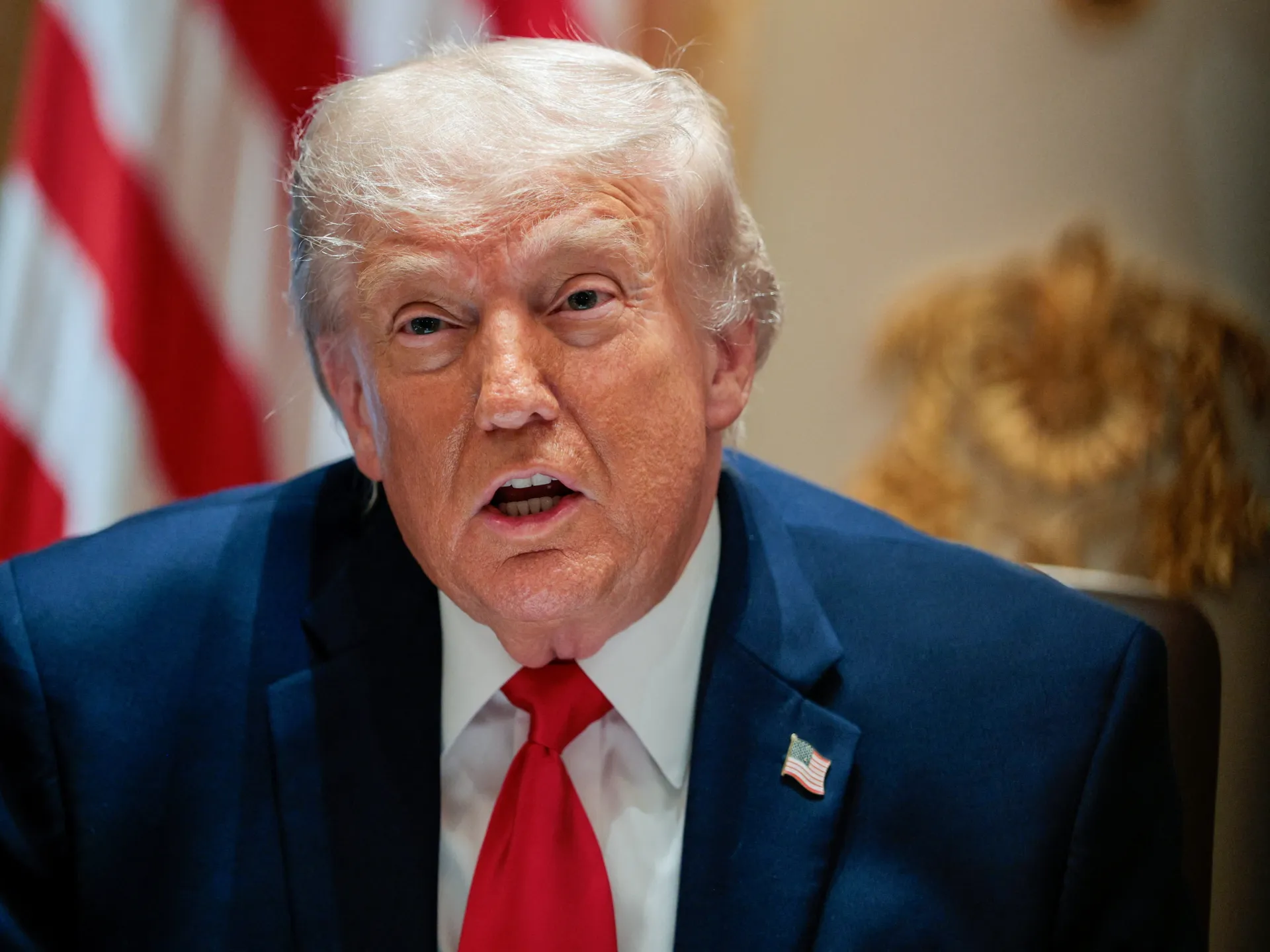 Trump appears to threaten Oman over Strait of Hormuz impasse | US-Israel war on Iran News