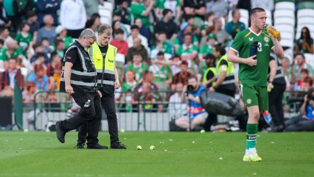 Anti-Israel tennis ball protest disrupts Ireland-Qatar football tie | ACTPnews