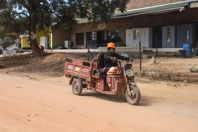 Zimbabwe’s e-tricycle crackdown puts rural women’s livelihoods at risk | News | ACTPnews