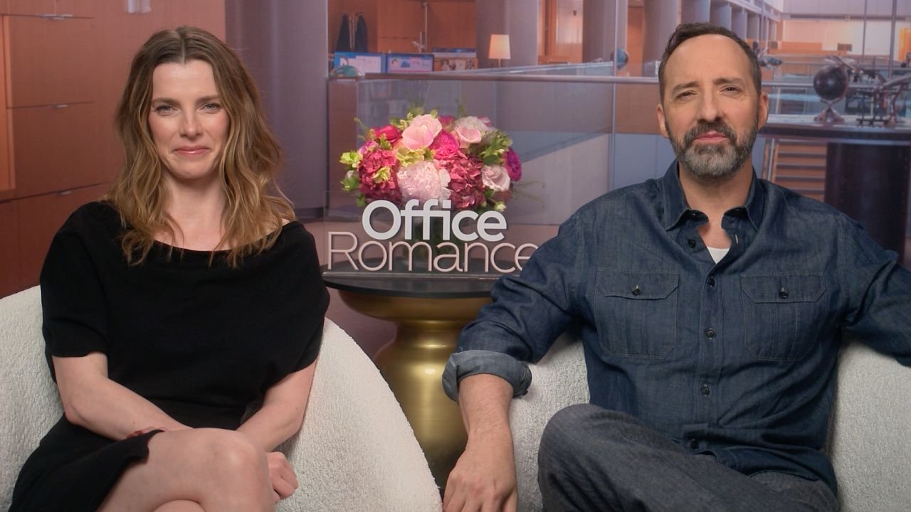 ‘Office Romance’ Interview: Betty Gilpin, Tony Hale and More | ACTPnews