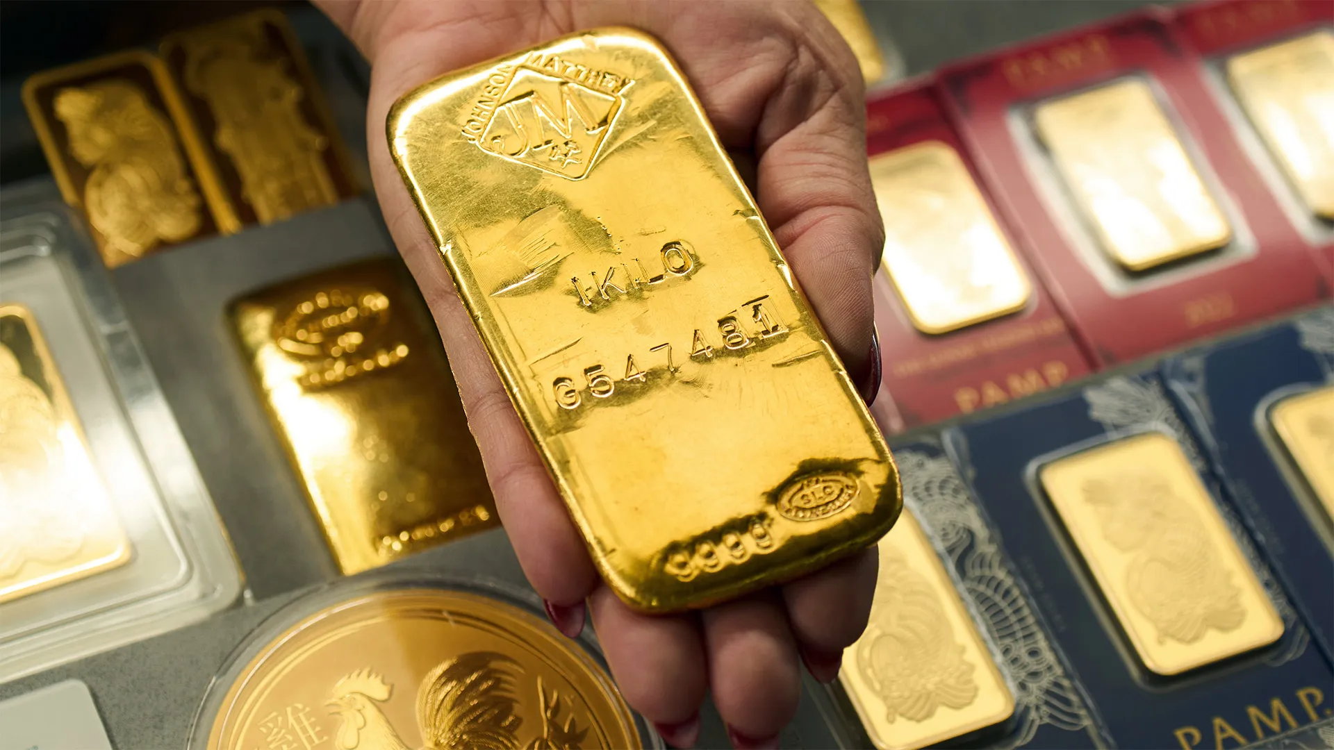 Why is the price of gold trending down? | Financial Markets News