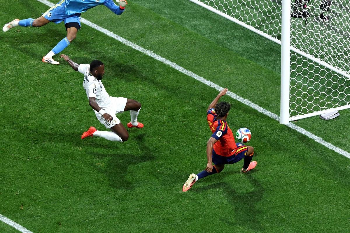 Lamine Yamal (extreme right) scores the first goal for Spain against Saudi Arabia in their FIFA World Cup 2026 match in Atlanta, Georgia.