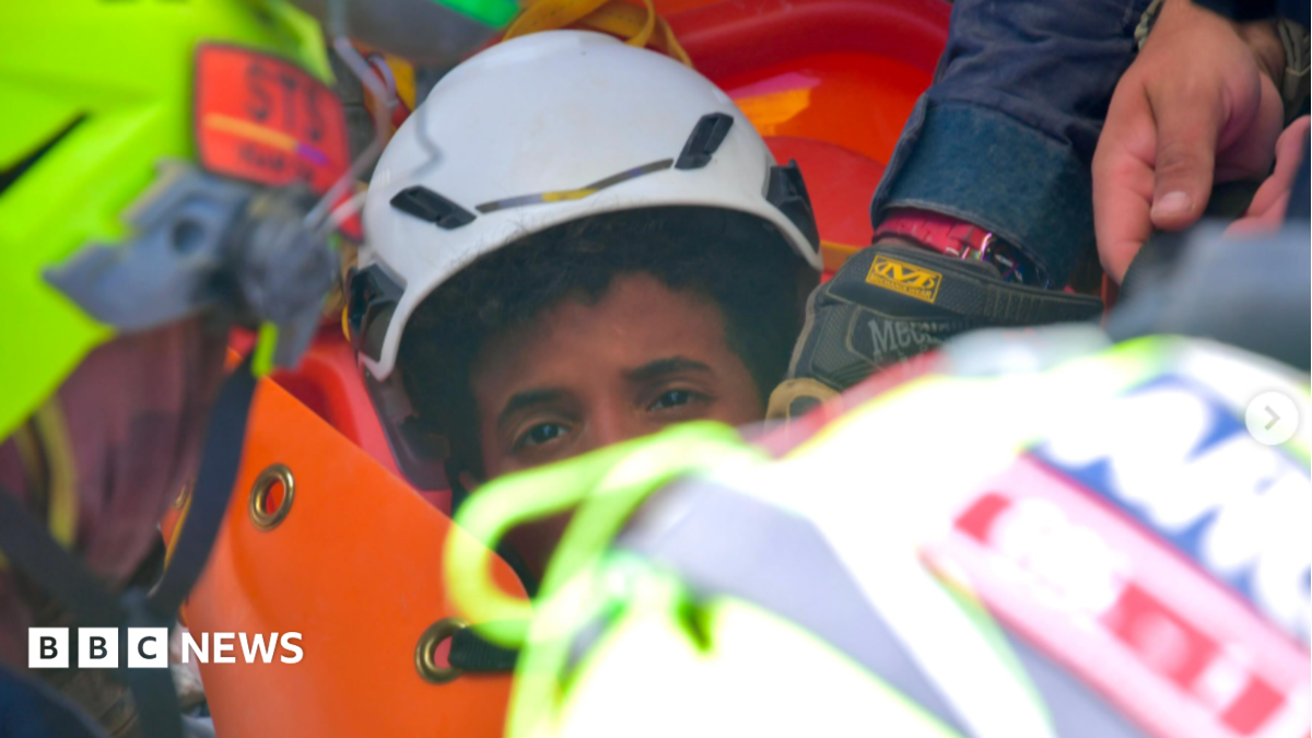 Venezuela earthquake: Two boys rescued from rubble after days of being trapped | ACTPnews