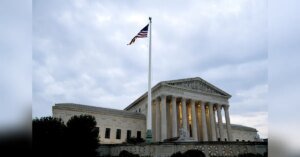 US Supreme Court backs Trump’s agency firings, spares Fed governor | World News | ACTPnews
