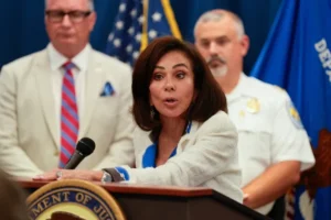 Trump administration indicts Olympic athlete for Reflecting Pool vandalism | Donald Trump News | ACTPnews