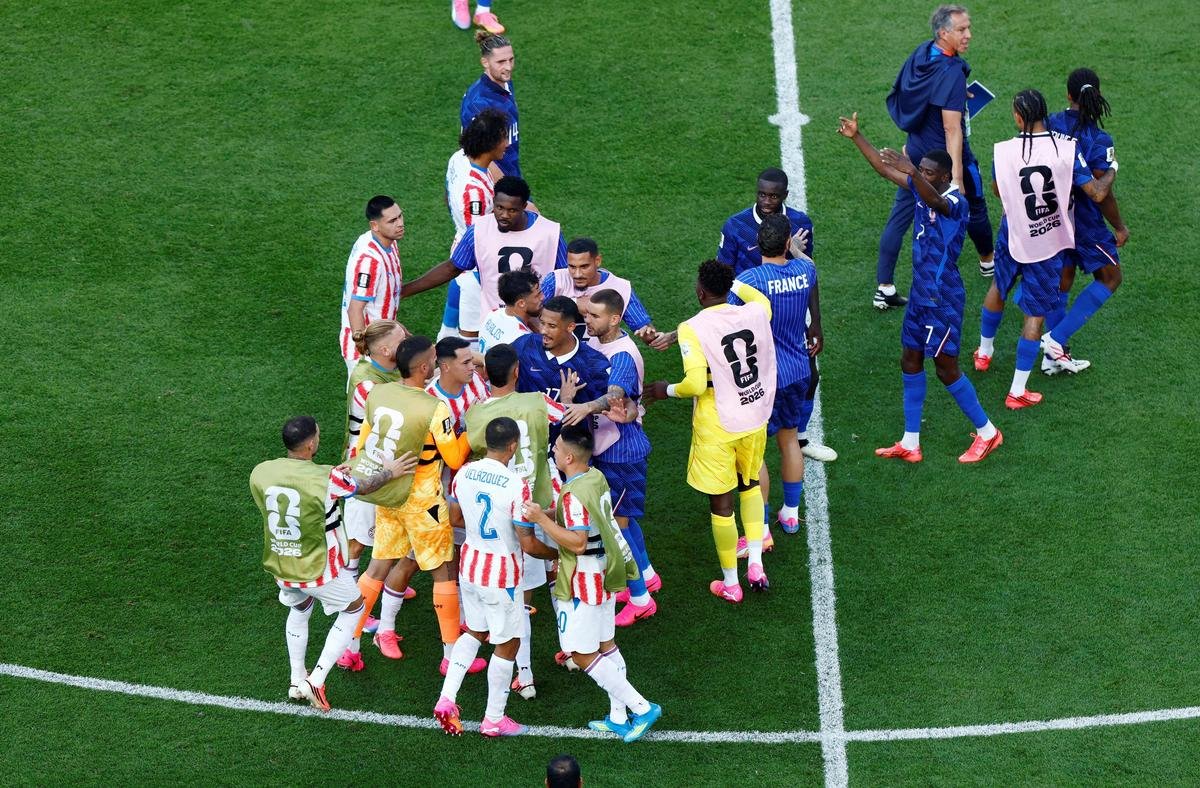 It was almost as if the Philadelphia heat – at kick-off, the mercury stood at 38.3 Celsius – had tampered with the player’s logic.