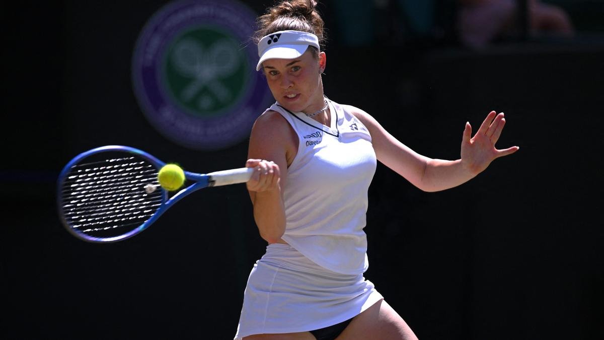 Wimbledon 2026: Noskova reaches first semifinal