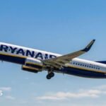 Man nearly sucked out of window mid-air on Ryanair plane, passengers say | ACTPnews