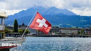 UK-Switzerland deal to scrap roaming charges and allow Britons to use e-gates | ACTPnews