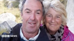 Briton tells of surviving Spain wildfire in car as wife and friends died trying to run to safety | ACTPnews