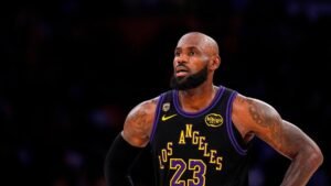 LeBron James keeps NBA guessing on next team | ACTPnews