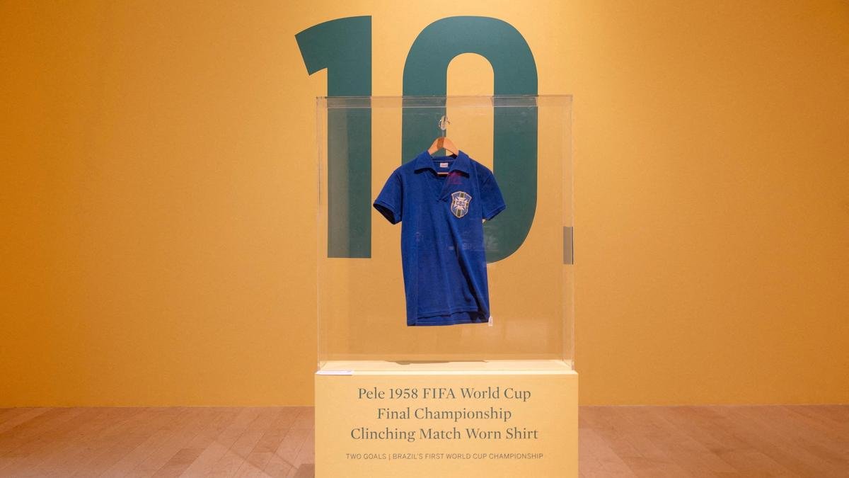 Pele’s 1958 FIFA World Cup final shirt sells for USD 4.9 million