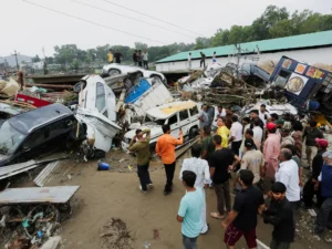 At least 25 killed as floods and landslides hit northern India | Floods News | ACTPnews