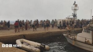 Hundreds escape Greek wildfire by sea as blazes continue across Europe | ACTPnews