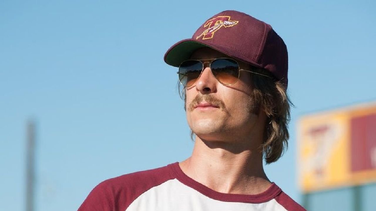 Glen Powell to Play Baseball Icon Lou Gehrig | ACTPnews