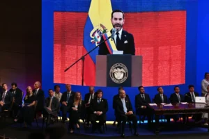 De la Espriella sworn in as Colombia’s leader, vows armed group crackdown | Politics News | ACTPnews