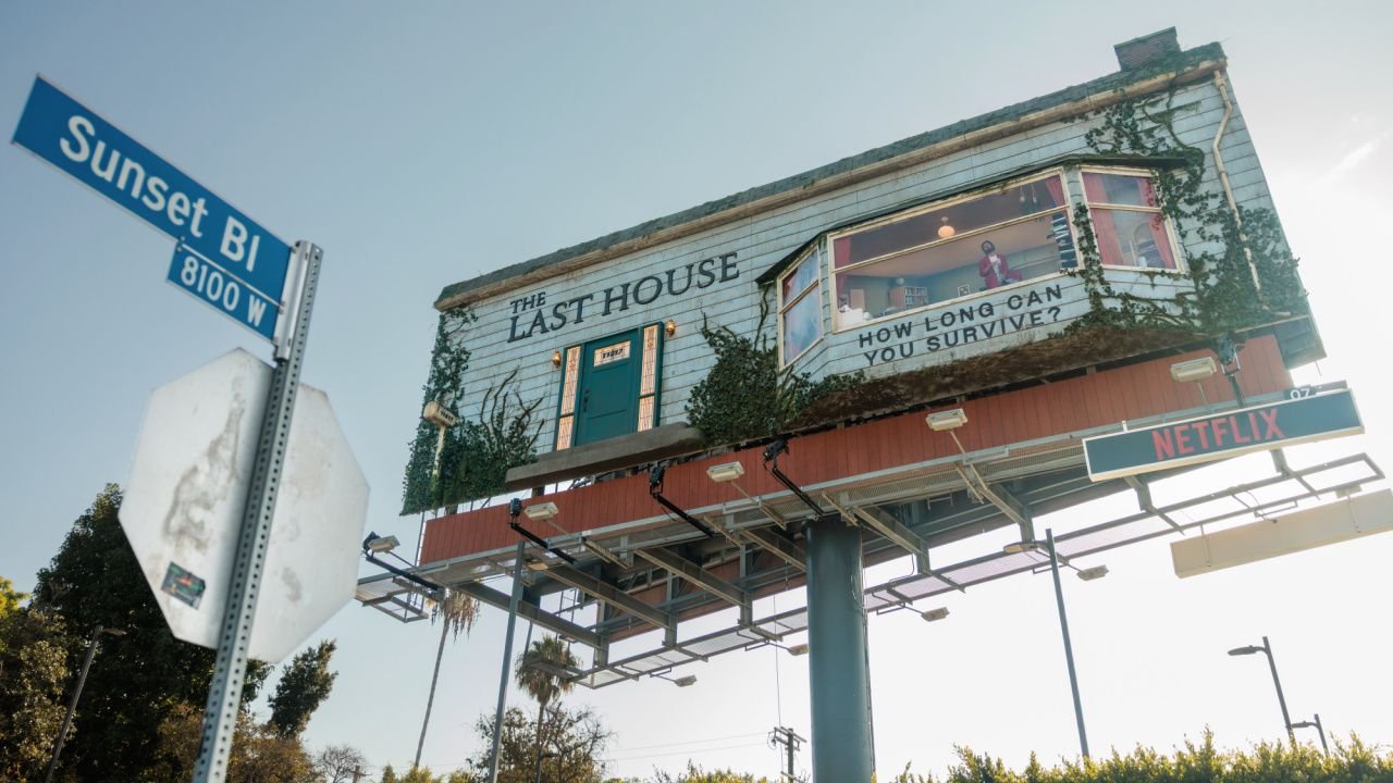 Living billboard for 'The Last House' from Netflix on Sunset Boulevard, Los Angeles, CA on August 6th, 2026. Cr. Joel Barhamand /Netflix © 2026.