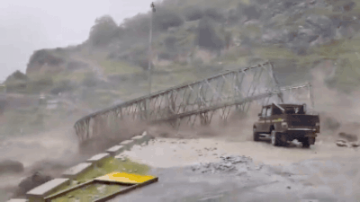 On camera: Swollen river sweeps away bridge after flash flood in Uttarakhand’s Chamoli | India News | ACTPnews