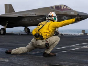 Democrats call for USS Lincoln probe, question US Navy’s readiness | Donald Trump News | ACTPnews