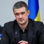 Sacked Ukrainian defence minister calls for presidential election | ACTPnews