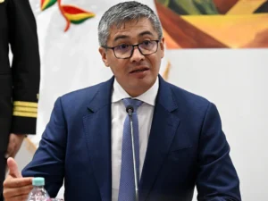 Bolivia’s President Rodrigo Paz fires economy minister amid unrest | Business and Economy News | ACTPnews