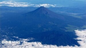 Father leaves 7-year-old son alone on Mount Fuji to continue hike | ACTPnews