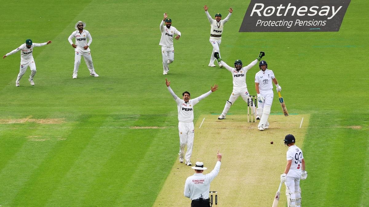 ENG vs PAK, 2nd Test: Bad light halts play on Day 1 as England fights to 248/9 against Pakistan