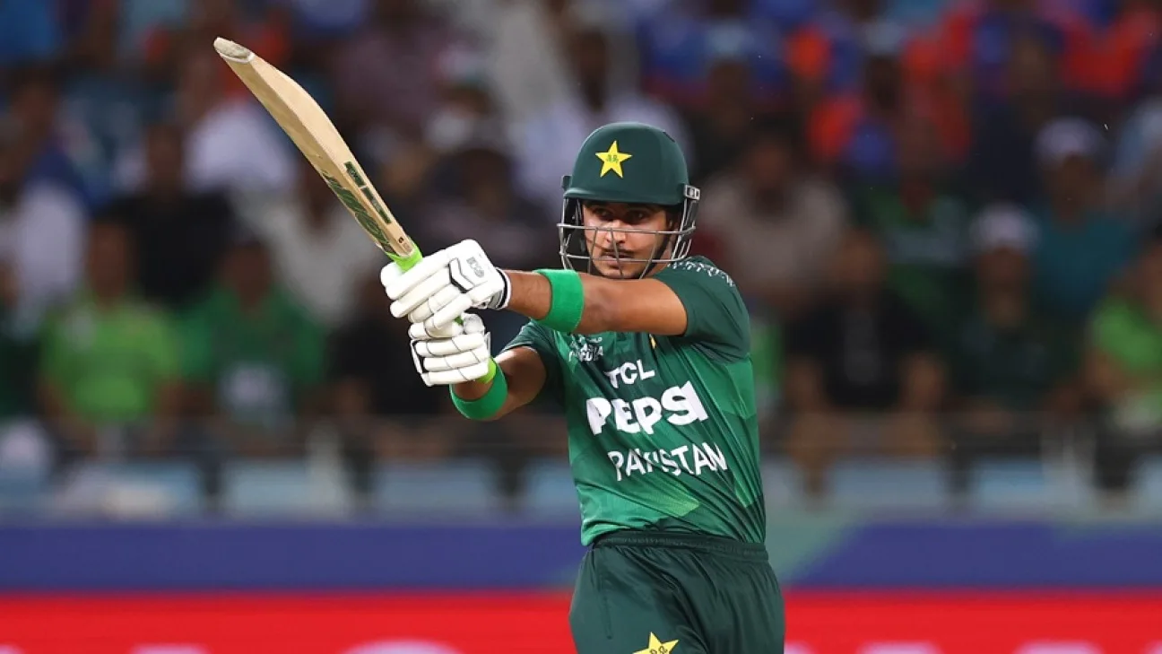 Eng vs Pak - Pakistan send seven players home and bring in Mike Hesson to coach Test side
