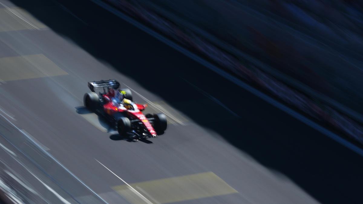 Lewis Hamilton crashes in final Spanish GP practice | ACTPnews