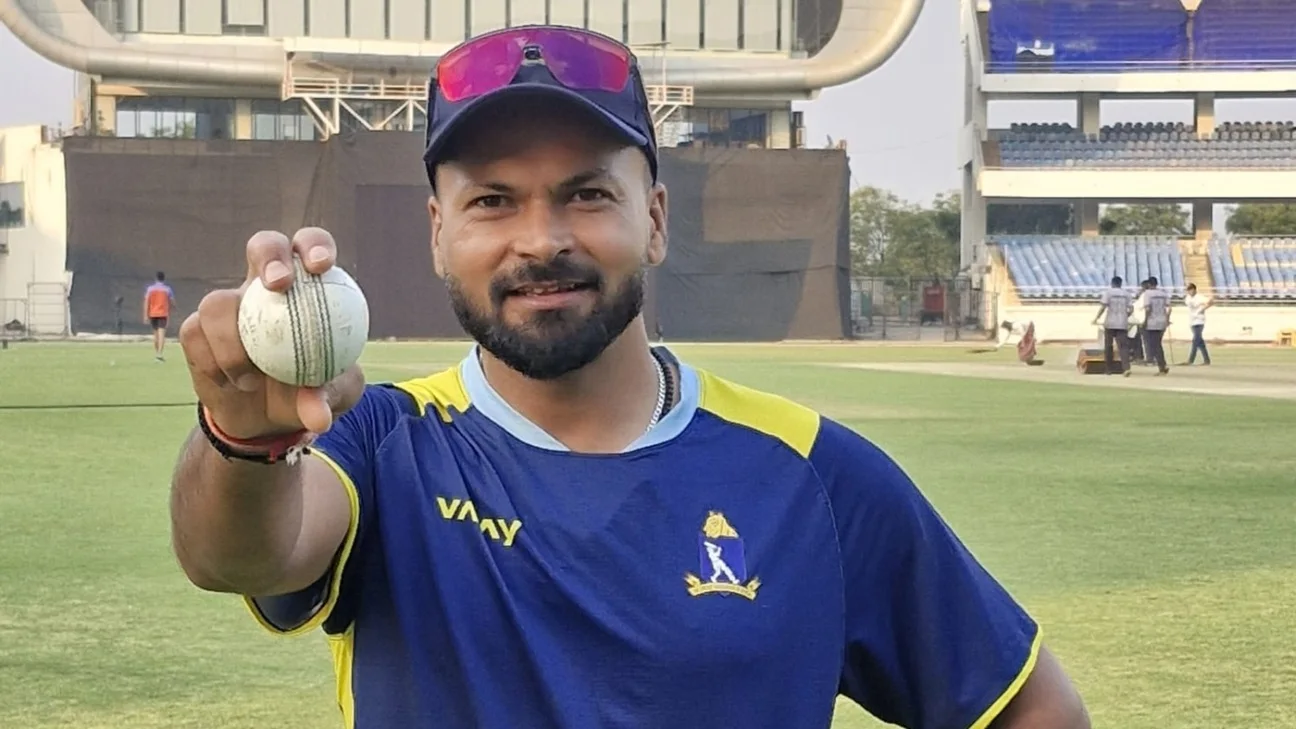Mukesh Kumar signs with Nottinghamshire for two County Championship matches