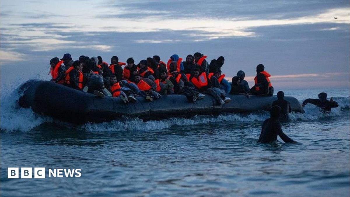 UK-France ‘one in, one out’ migrant scheme scrapped | ACTPnews
