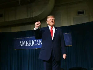 Trump launches midterms campaign blitz amid record low approval ratings | Donald Trump News | ACTPnews