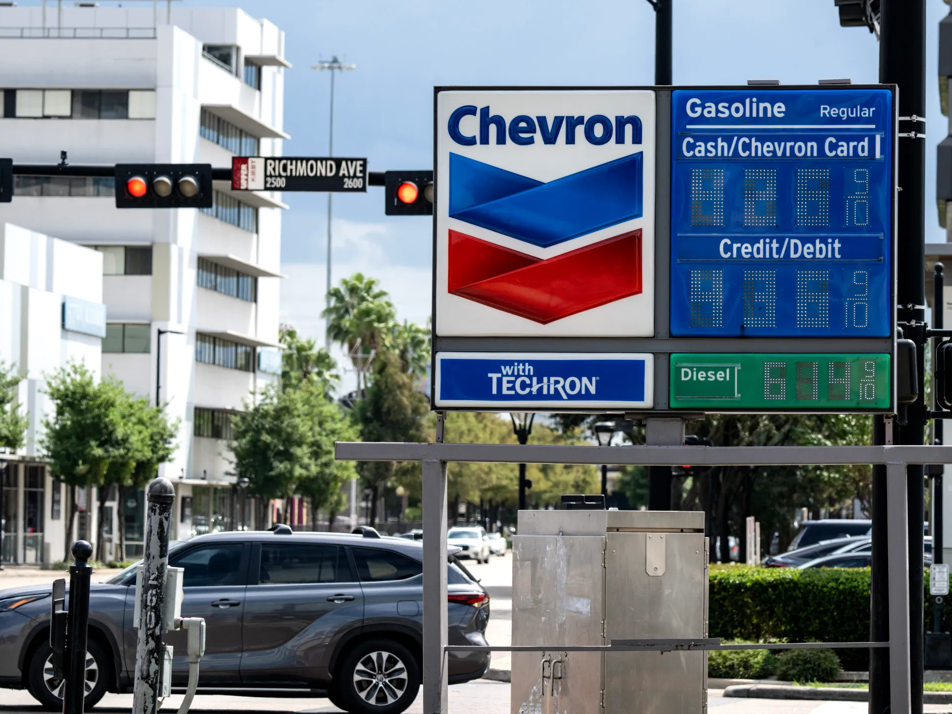 Trump blames Democrats and Ukraine for soaring US fuel prices, not Iran war | Oil and Gas News | ACTPnews